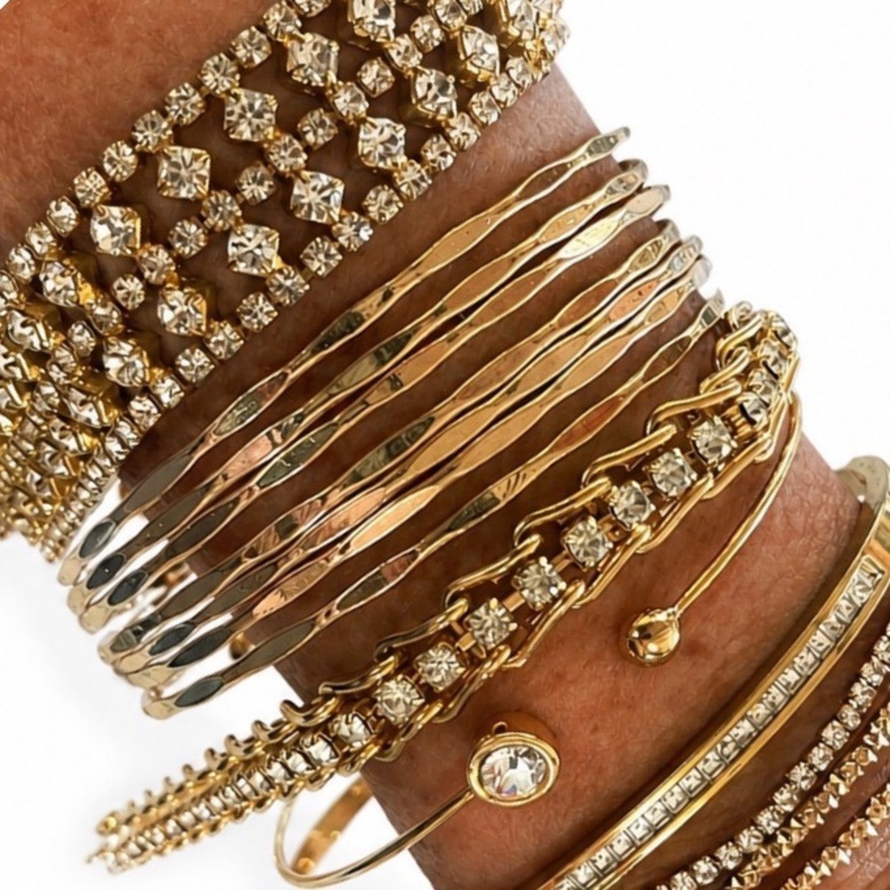 Stackable Bangle Bracelet Set 8 Piece Glam Layered Crystals Gold Tones - Picture 5 of 7